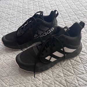 Adidas
OWNTHEGAME
2.0 H00470 Men
Size 8 Black White
Lightmotion Sole